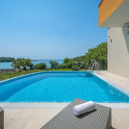 וילה Magnolija *