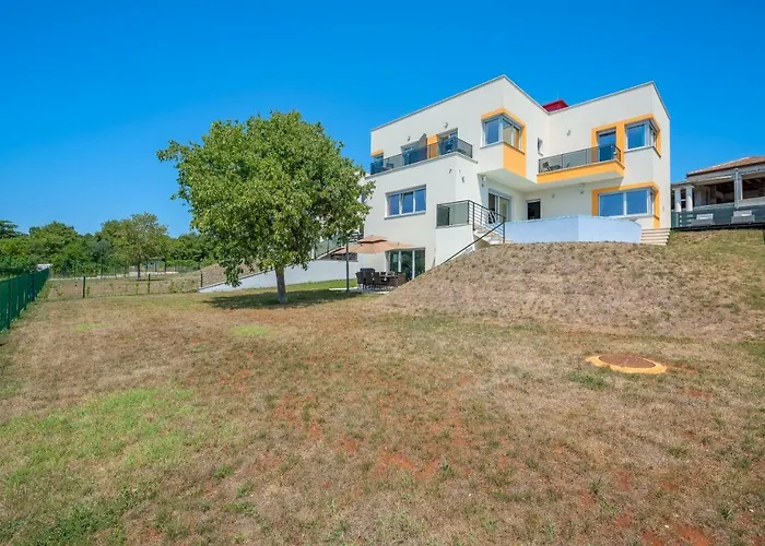 Villa Magnolija Pula